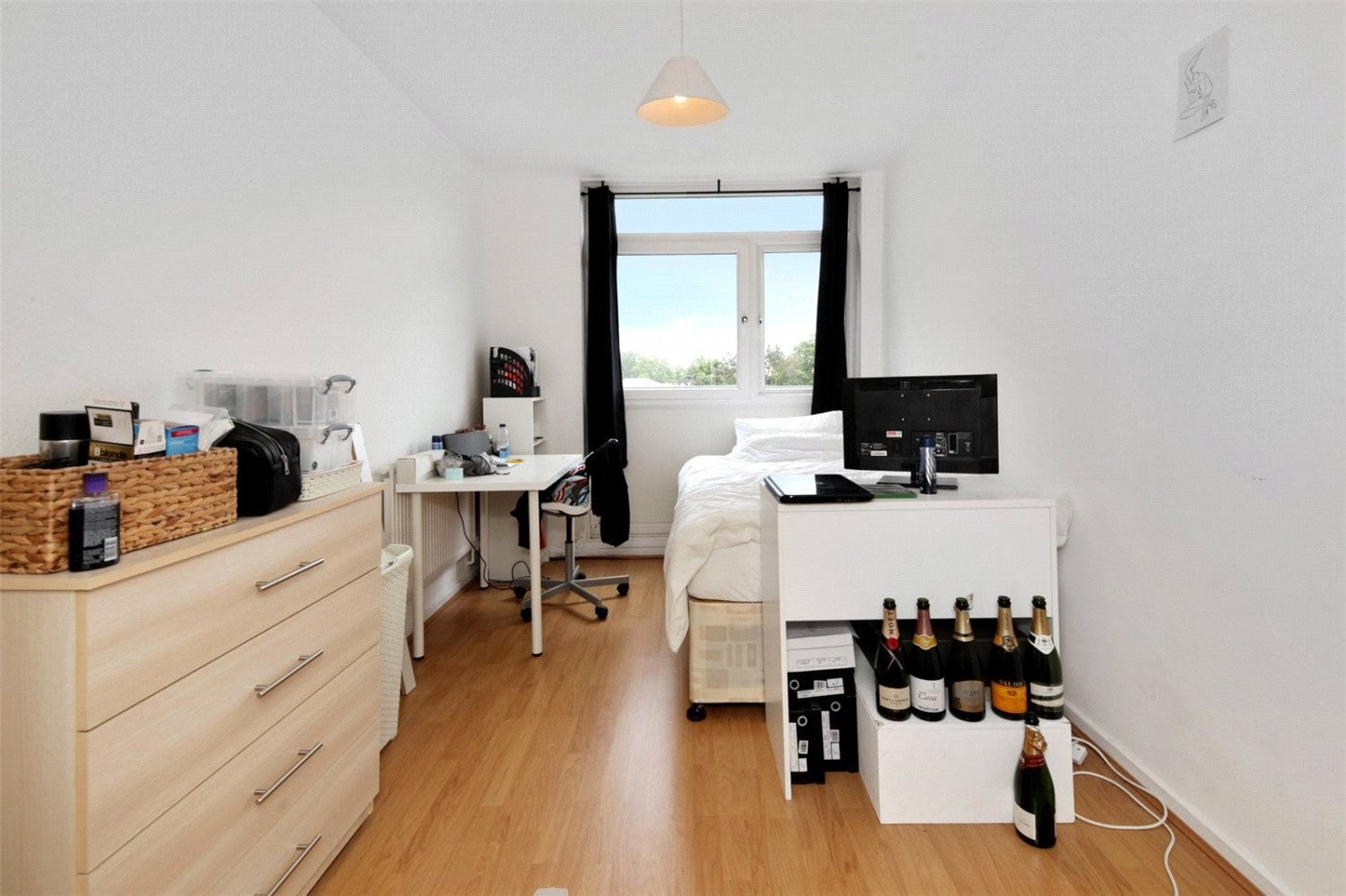 Flat Boyton Close in Greater London