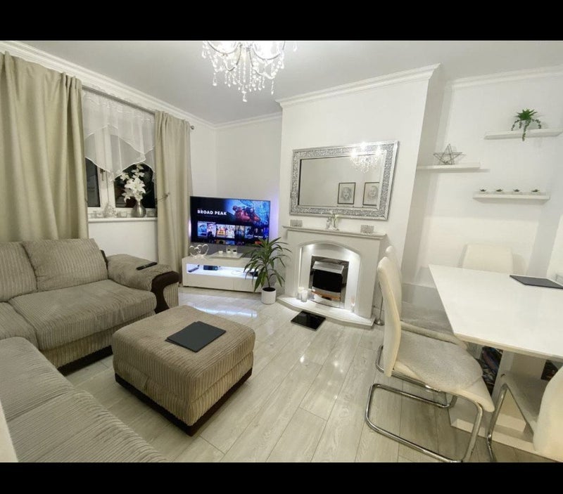 Room Drumoyne Place in Glasgow