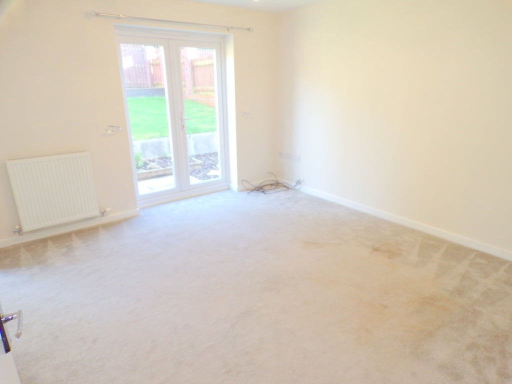 Flat Proudman Drive in Bidston Hill