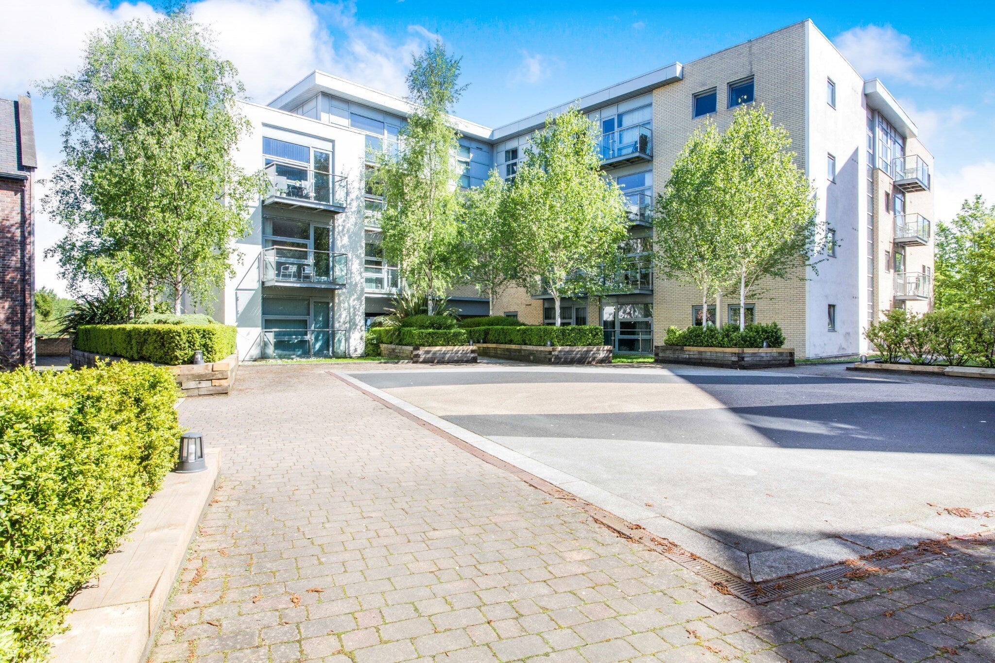 Flat Lime Square in Newcastle upon Tyne