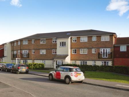 Flat Kiln Way in Dunstable
