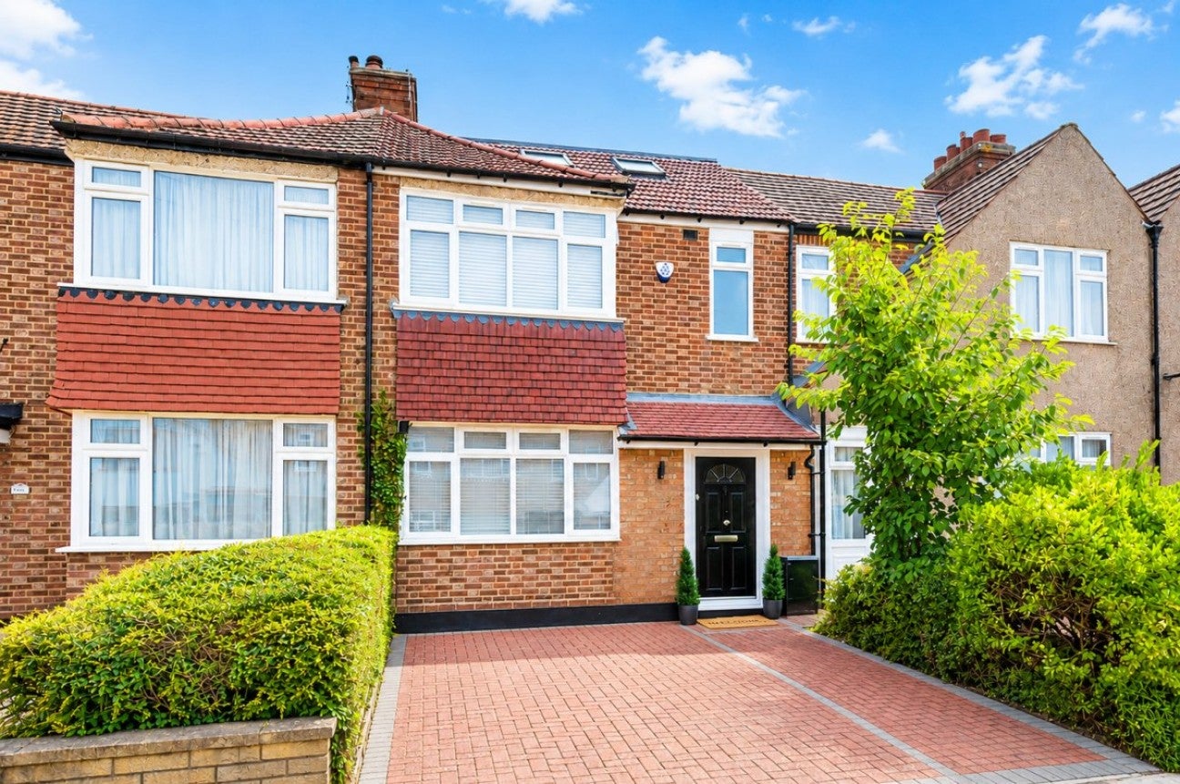 House Dale Close in Greater London