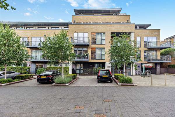 Flat Thorpe Way in Cambridge