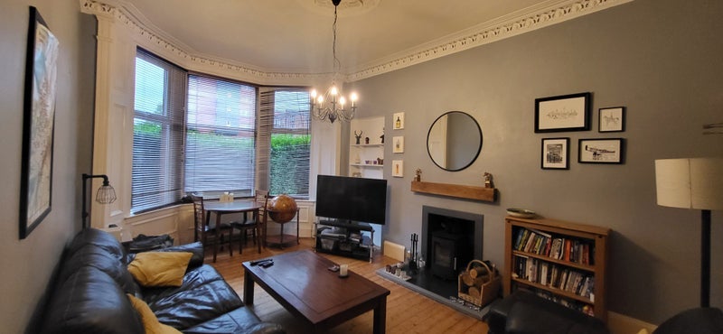 Room Finlay Drive in Glasgow