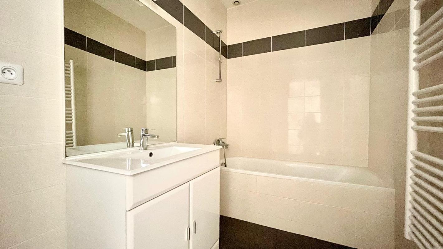 Flat Rue Gambetta in Mantes-la-Jolie
