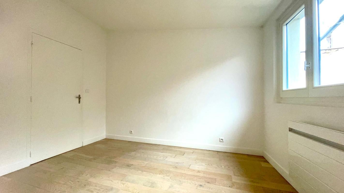 Flat Rue Gambetta in Mantes-la-Jolie