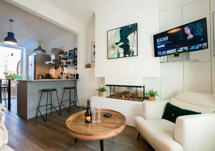 Flat Sanquhar Street in Cardiff