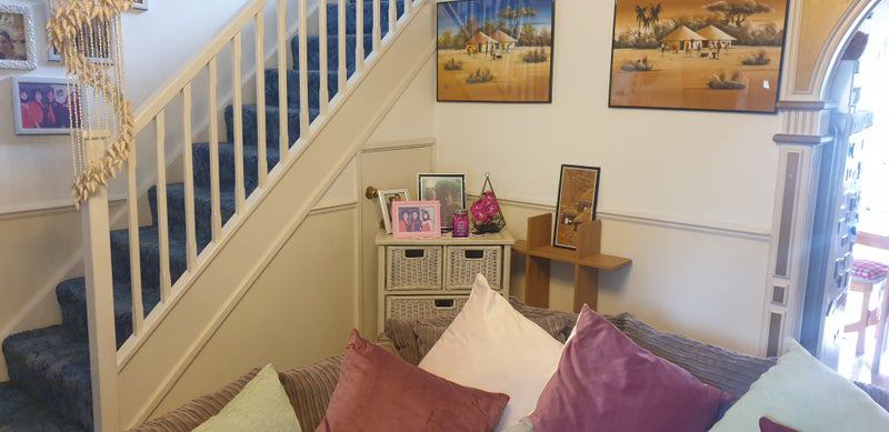 Room Varley Way in Greater London