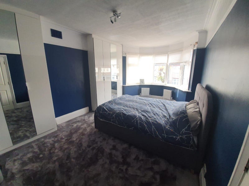 Room Kingscote Road in Greater London