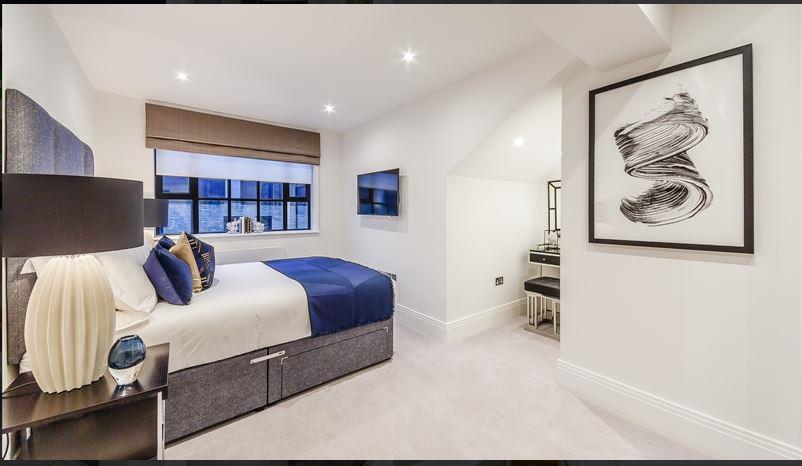 Flat Rainville Road in Greater London