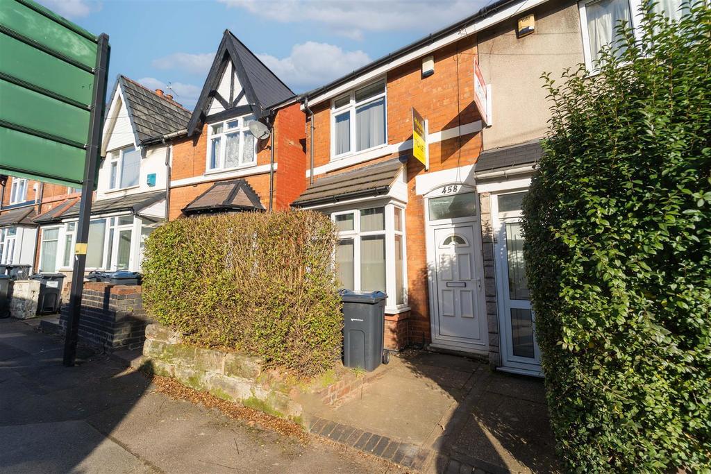 Flat Harborne Park Road in Birmingham