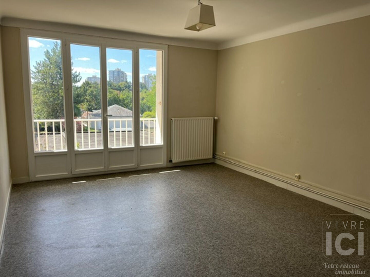 Flat Rue de l'Hippodrome in Nantes