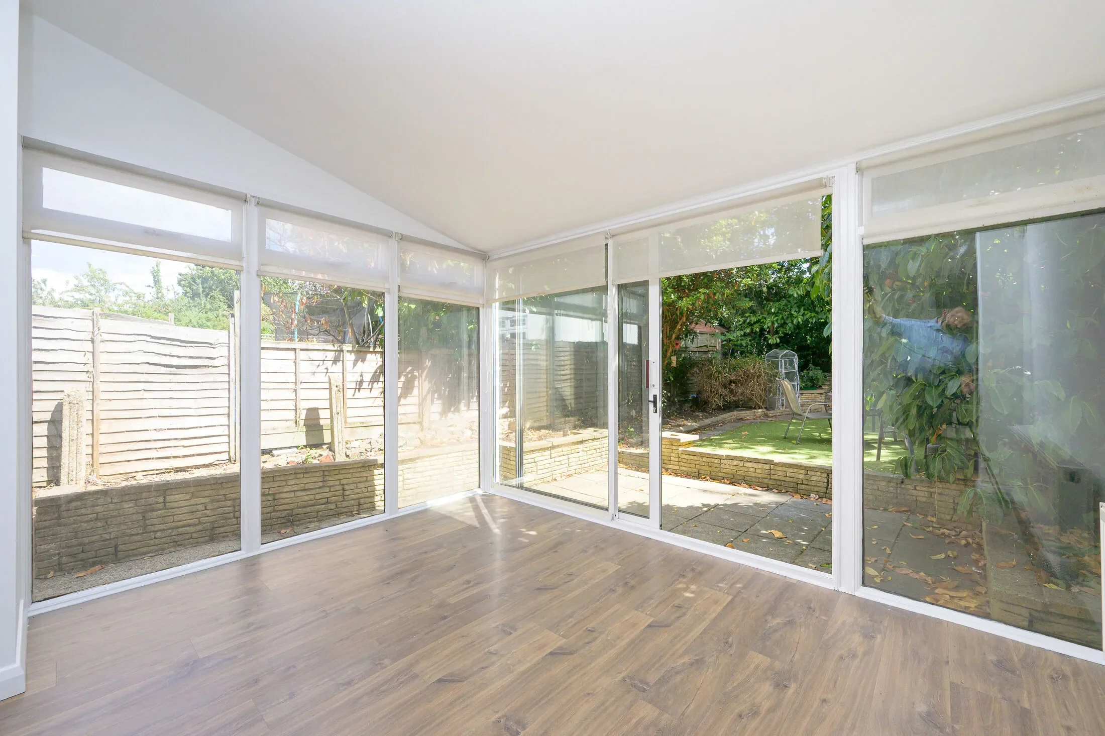 Flat Cavendish Avenue in Greater London