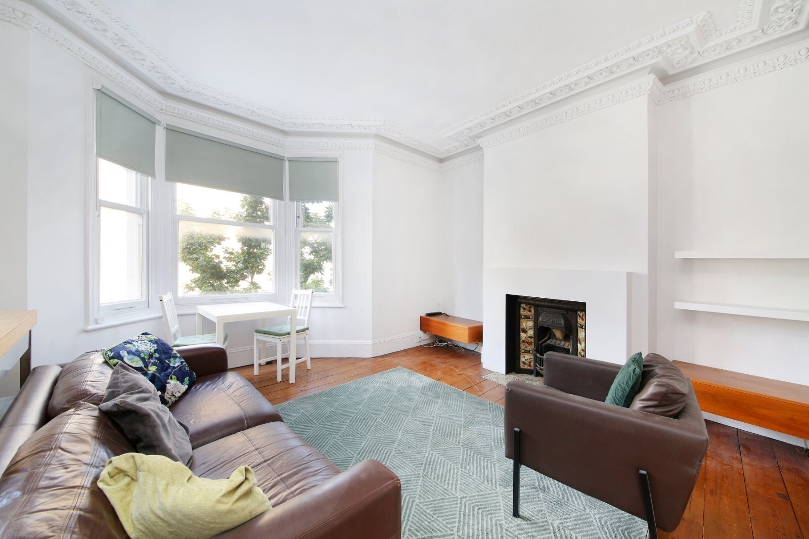 Flat Tregothnan Road in Greater London