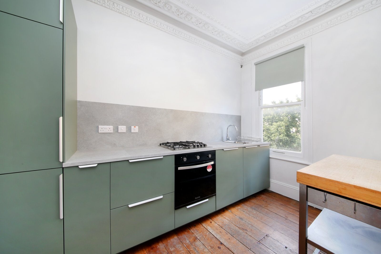 Flat Tregothnan Road in Greater London