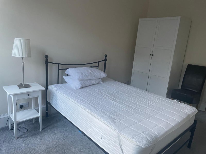Room Meadowbank Terrace in City of Edinburgh