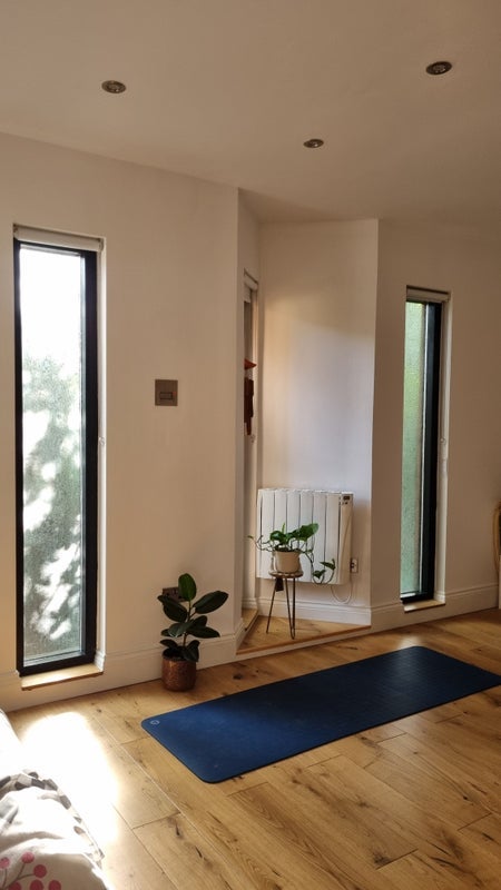 Room Dispensary Lane in Greater London