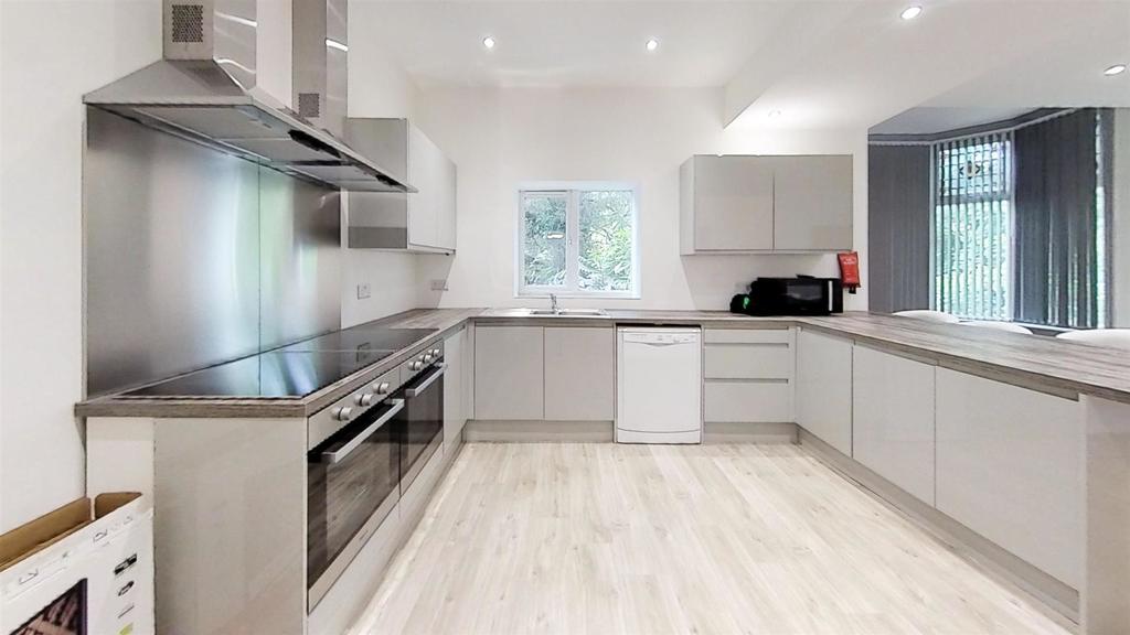 Flat Oakfield Road in Birmingham
