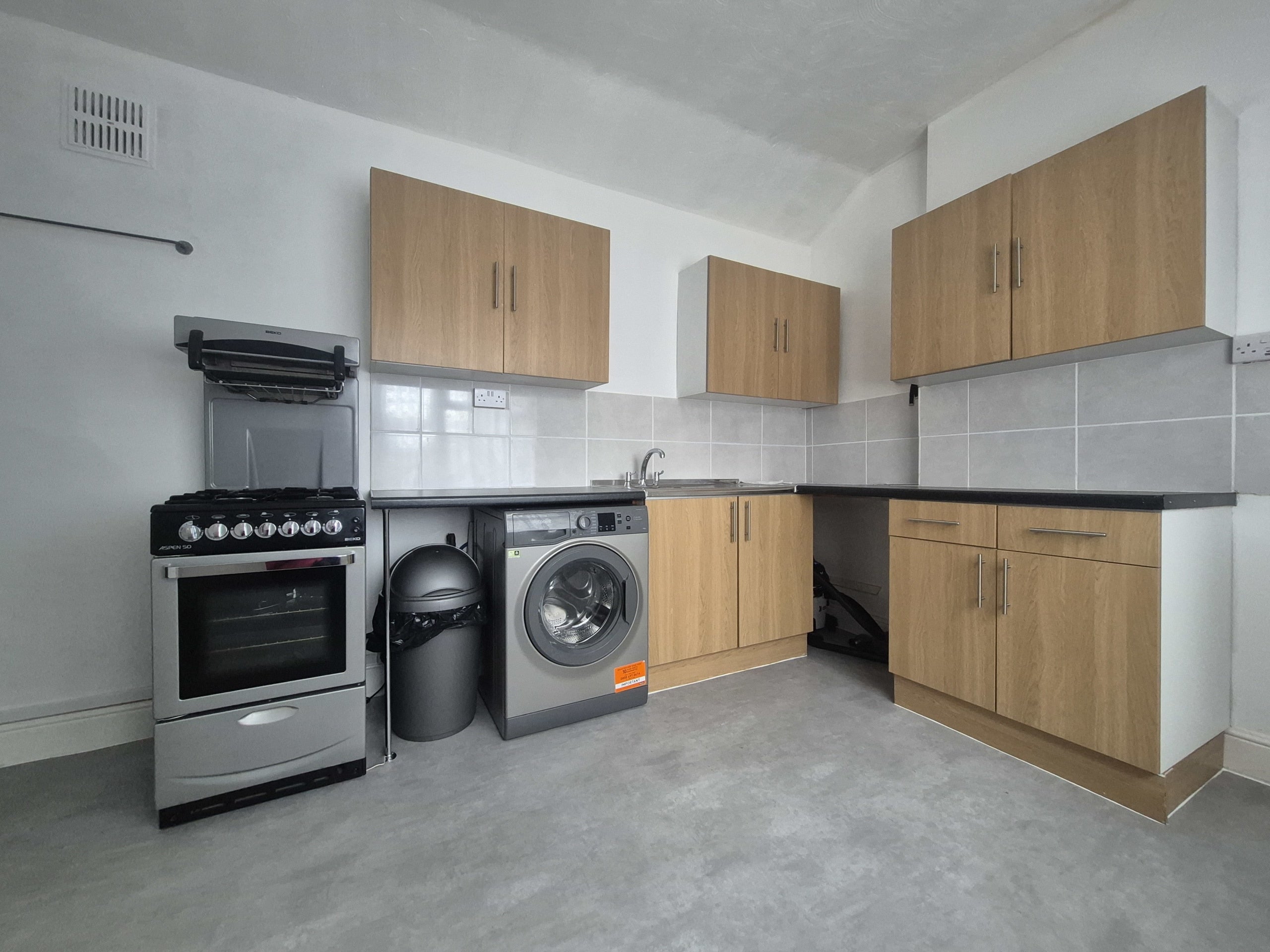 Flat Tettenhall Road in Wolverhampton