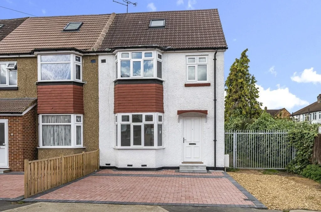 House Floriston Avenue in Greater London