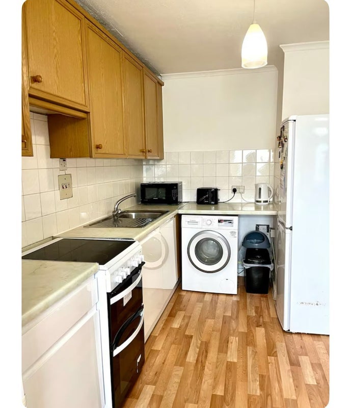 Room Shepherds Bush Green in Greater London