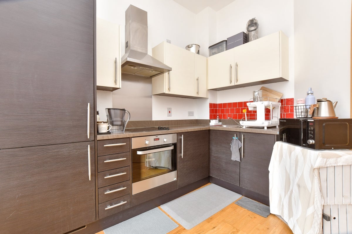 Flat Brighton Road in Greater London