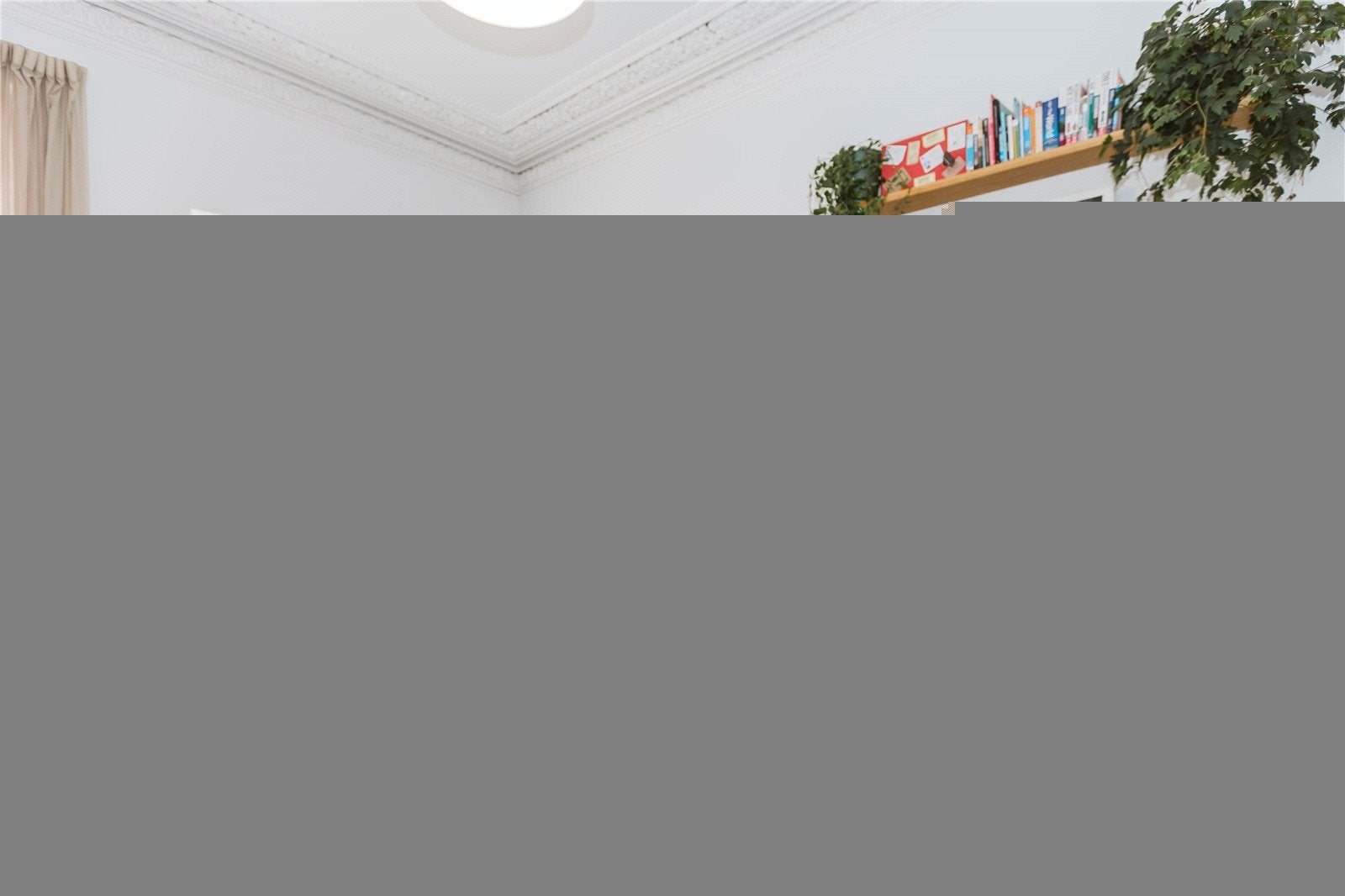 Flat Redland Road in Bristol