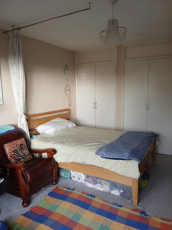 Room Barchester Close in Greater London