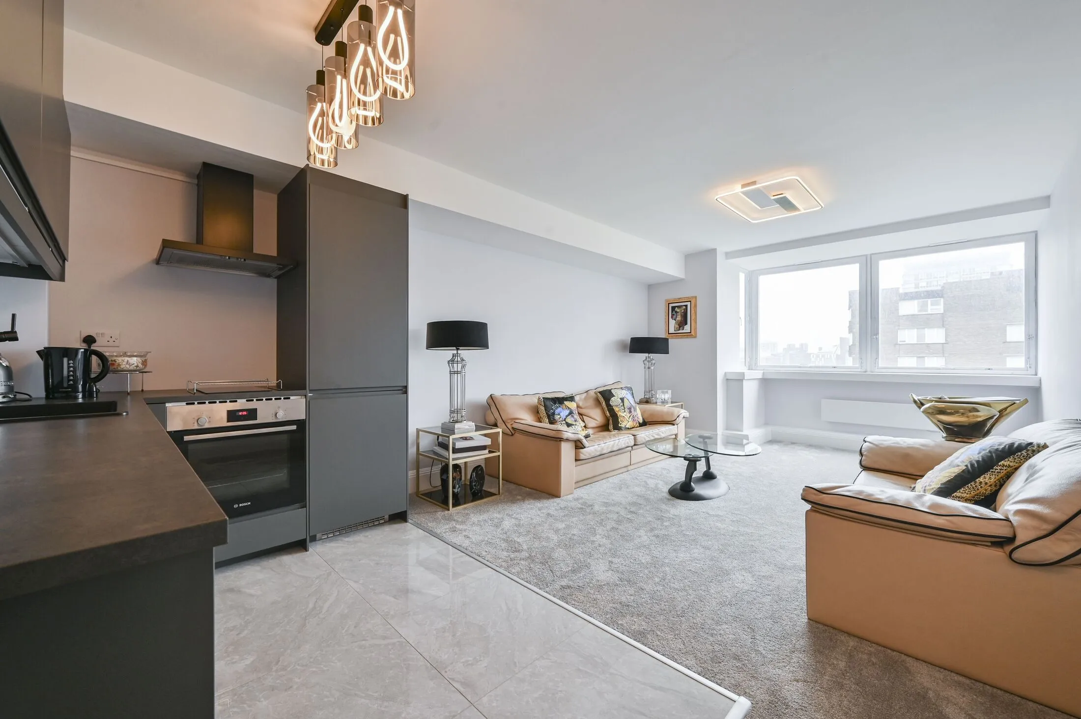 Flat Oxford Square in City of Westminster