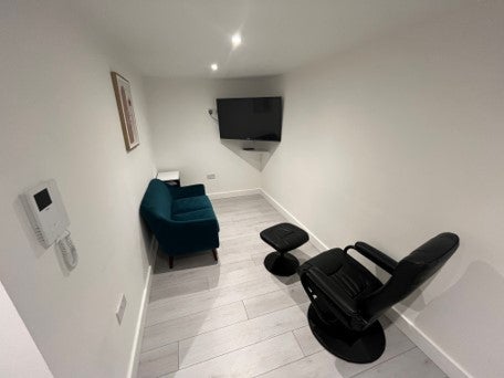 Flat Millstone Lane in Leicester