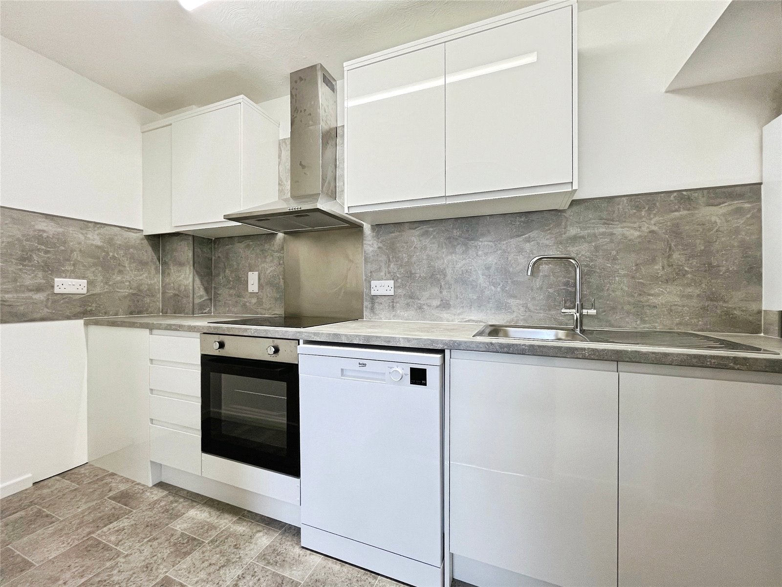 Flat Rusham Road in Borough of Runnymede