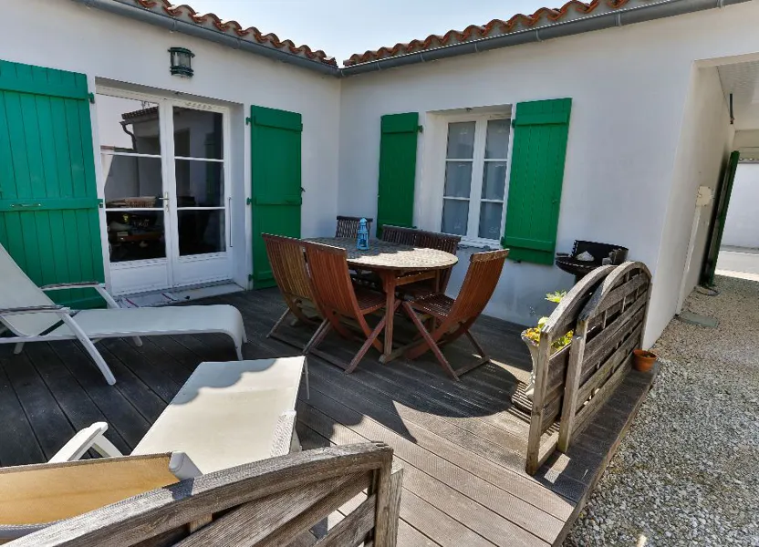 Flat Avenue de la Plage in La Flotte