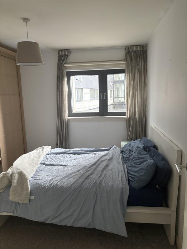 Room Lancefield Quay in Glasgow