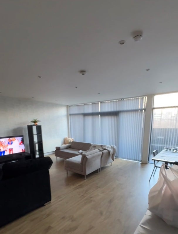 Room Lancefield Quay in Glasgow