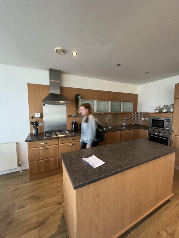 Room Lancefield Quay in Glasgow