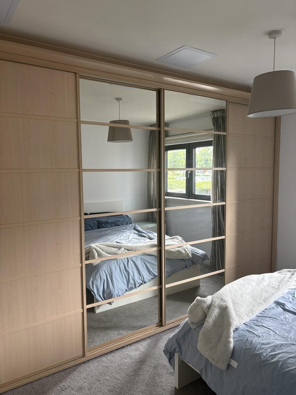 Room Lancefield Quay in Glasgow