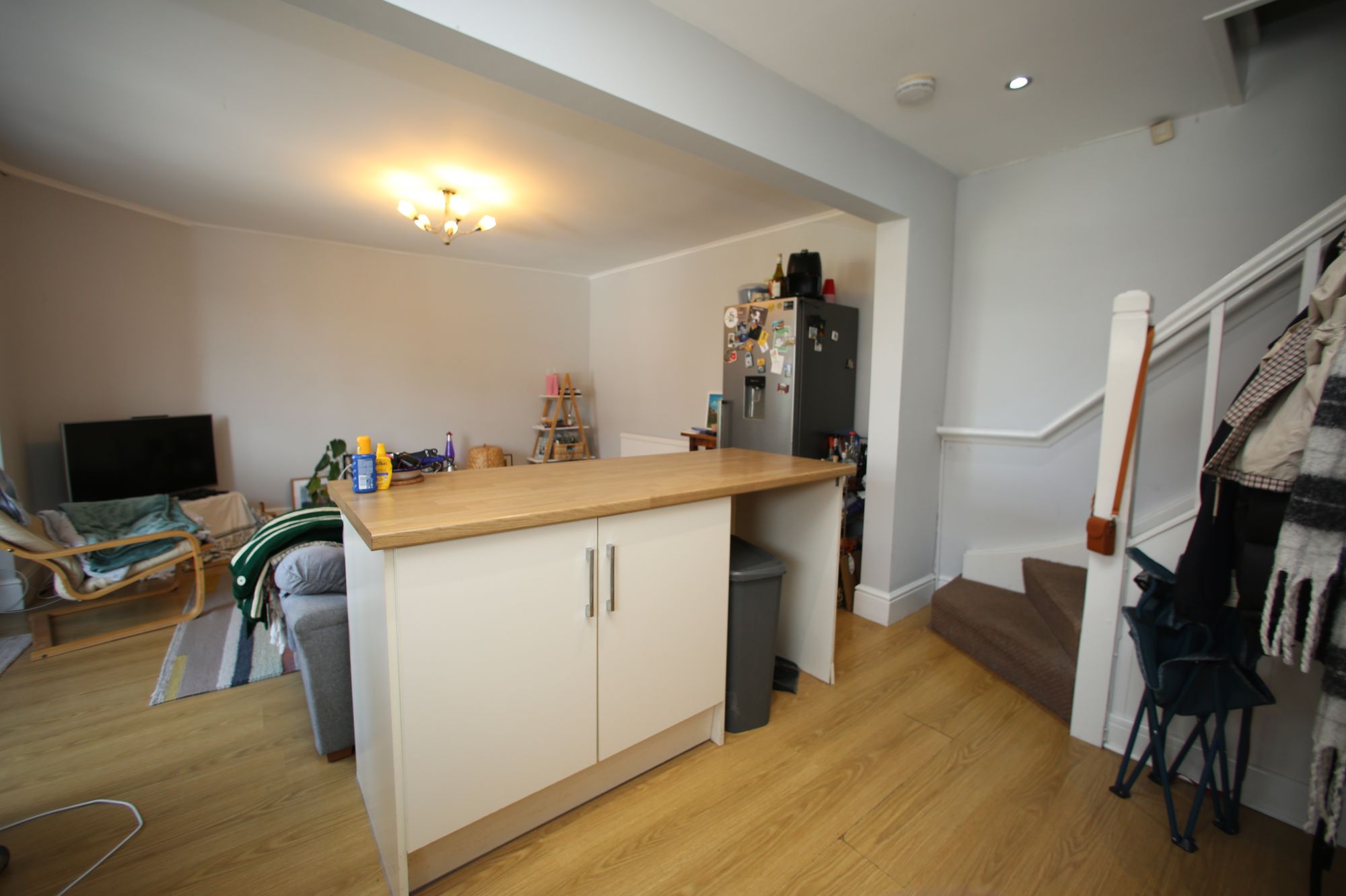 Flat Bankfield Road in Leeds
