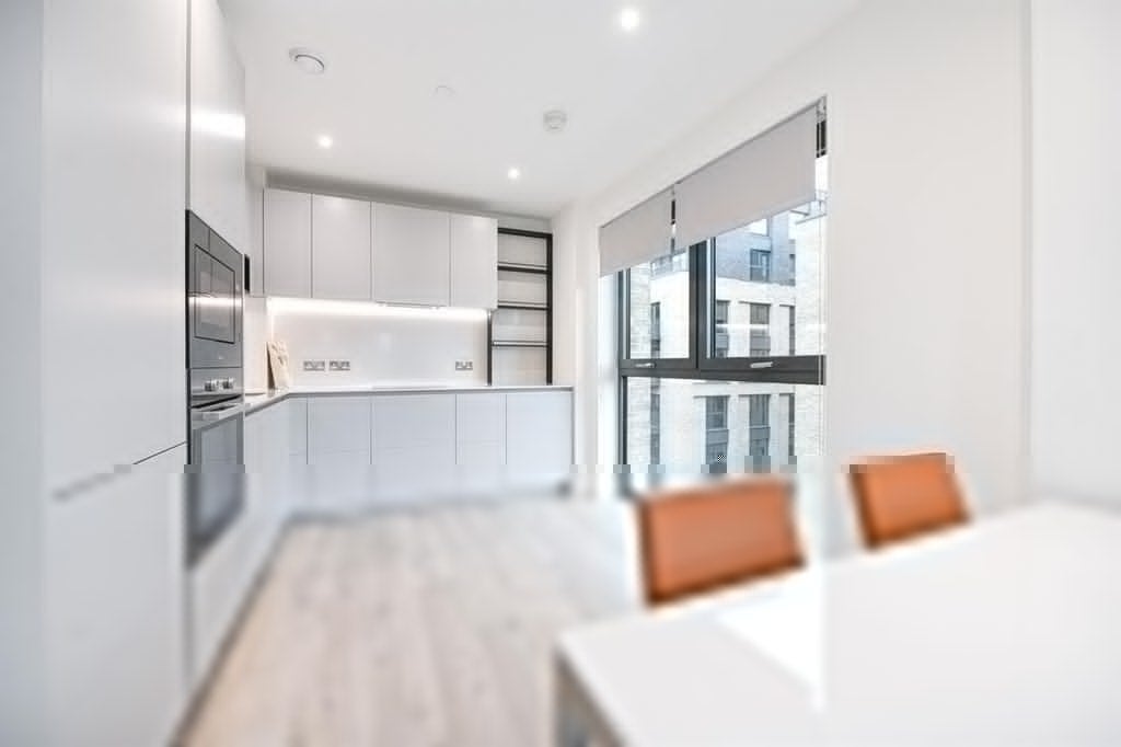 Flat Seven Sisters Road in Greater London