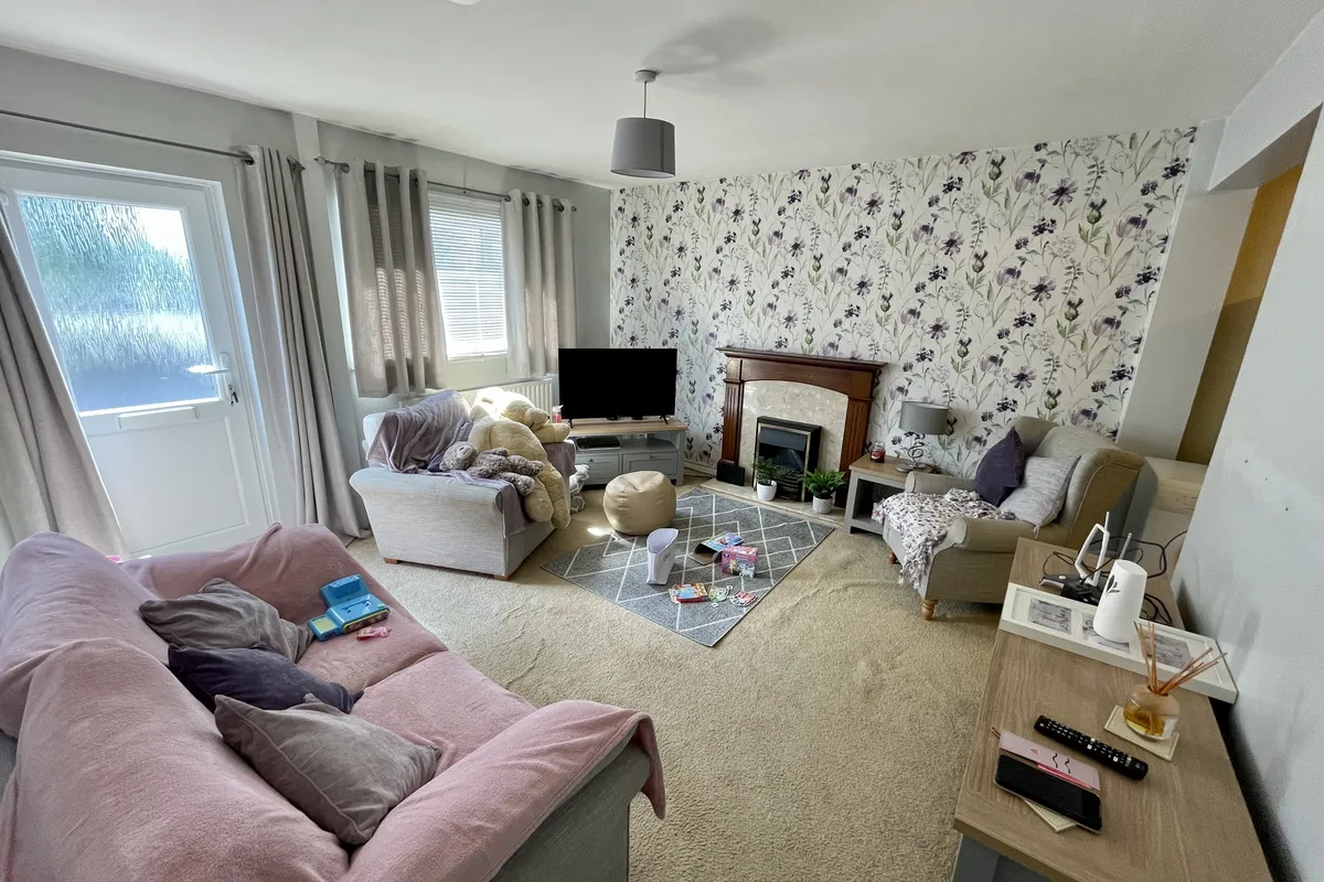 Flat Laburnum Drive in West Lindsey