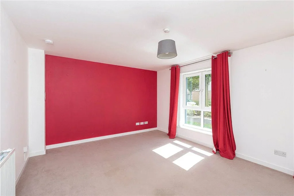 Flat East Pilton Farm Avenue in City of Edinburgh