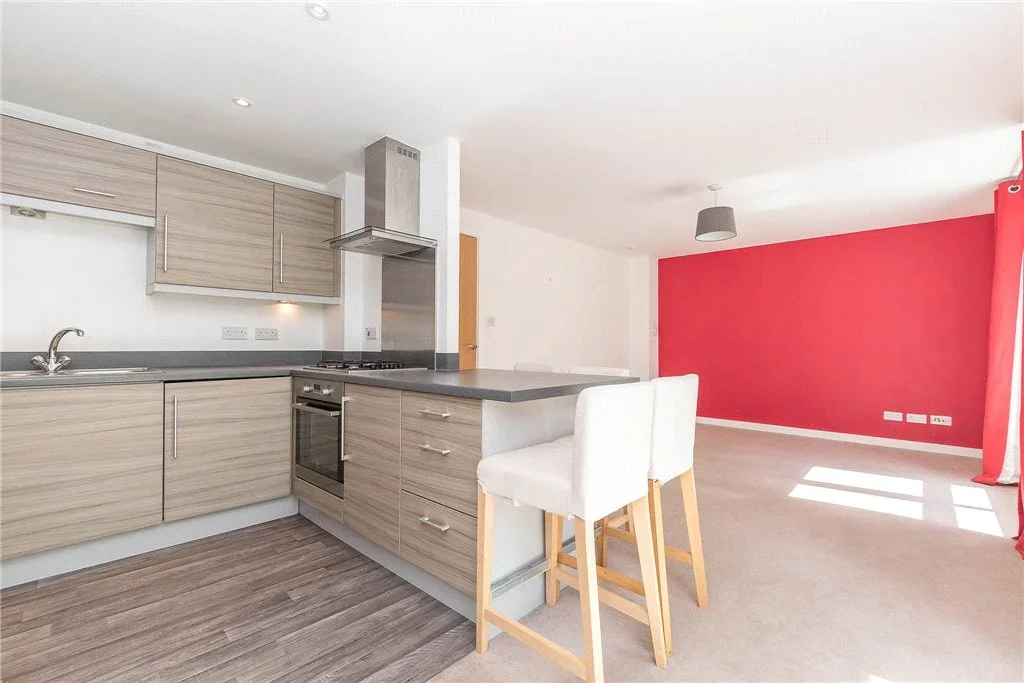 Flat East Pilton Farm Avenue in City of Edinburgh