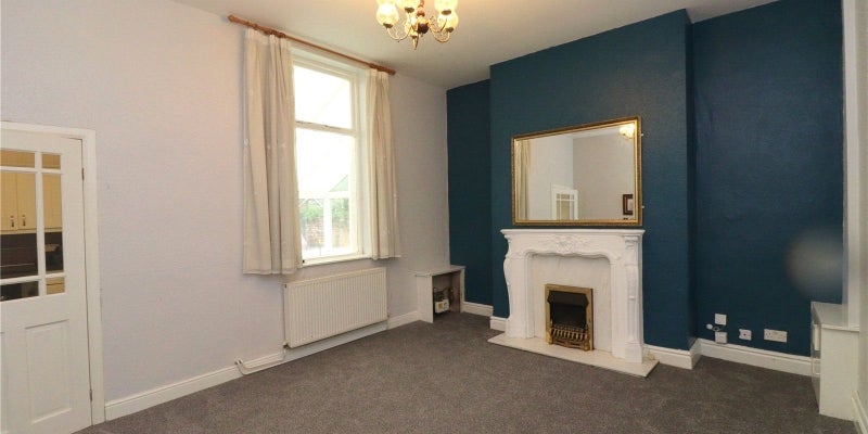 Flat Devonshire Road in Oxton Village