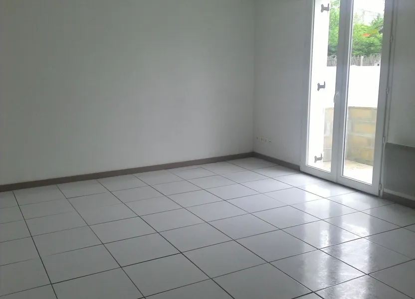 Flat Rue du Professeur Démons in Villenave-d'Ornon
