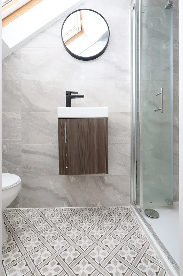 Flat Twyford Road in Greater London