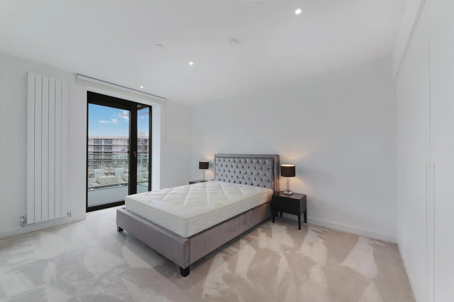 Flat Nautical Drive in Greater London
