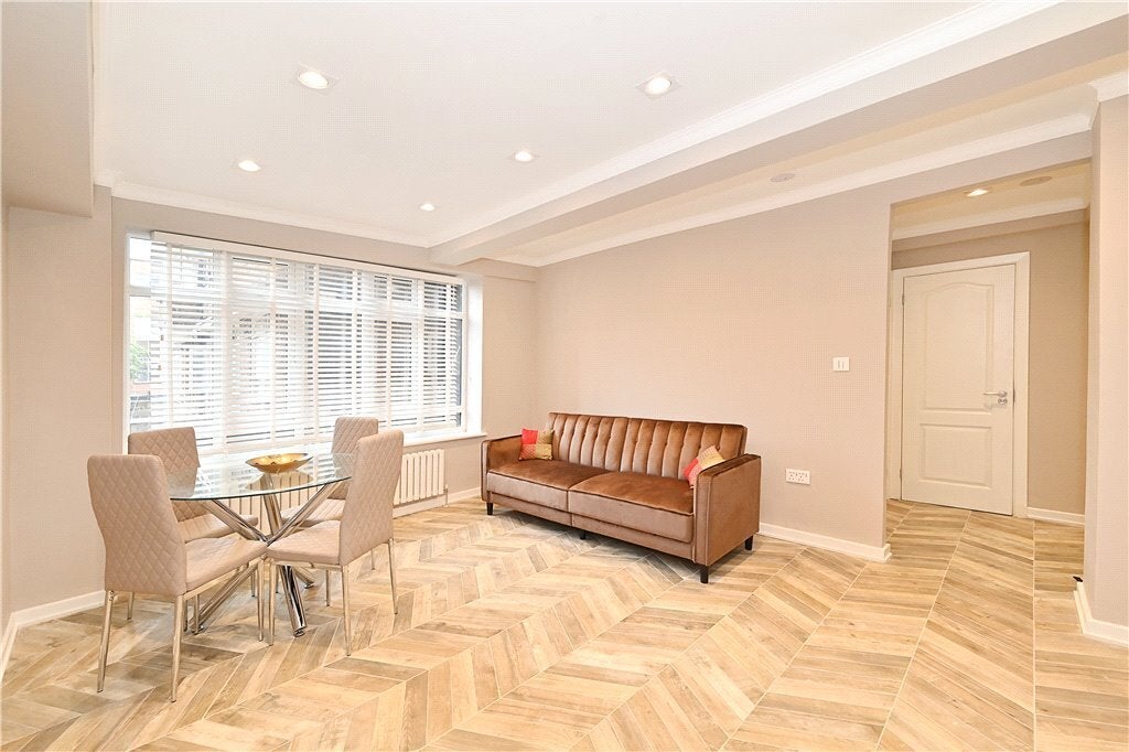 Flat Portsea Place in City of Westminster