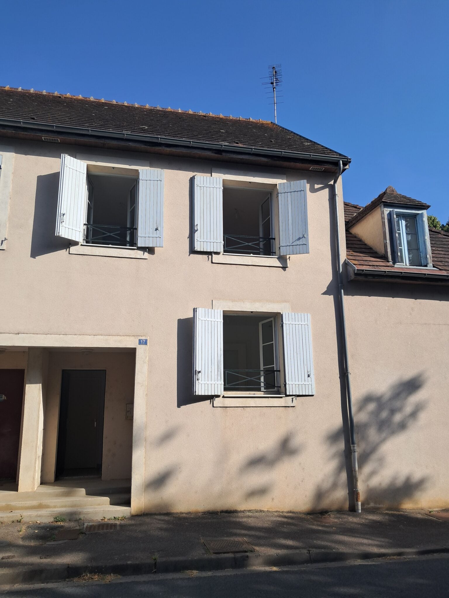 House Rue Jules Ferry in Couleuvre