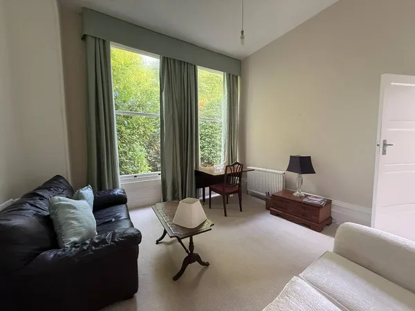 Flat Leggs Lane in Tunbridge Wells
