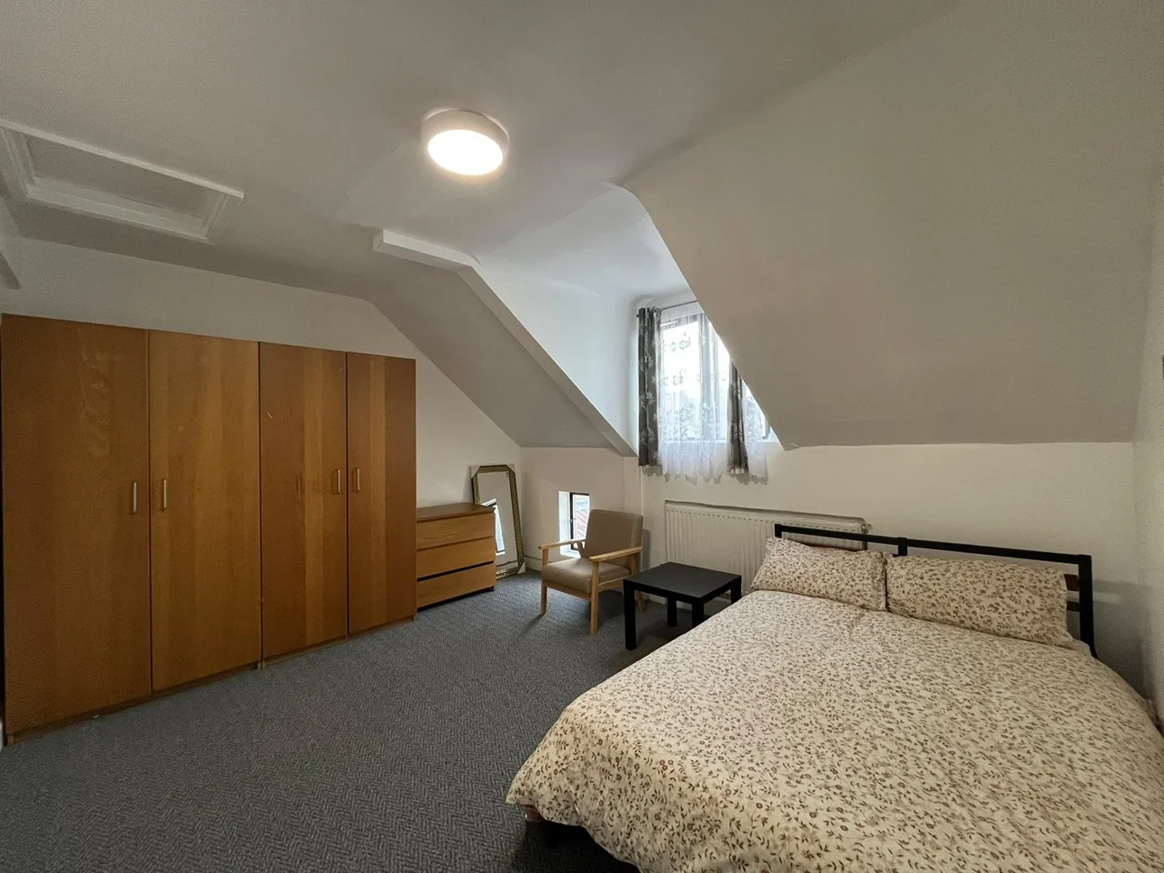 Flat Hammond Road in Greater London