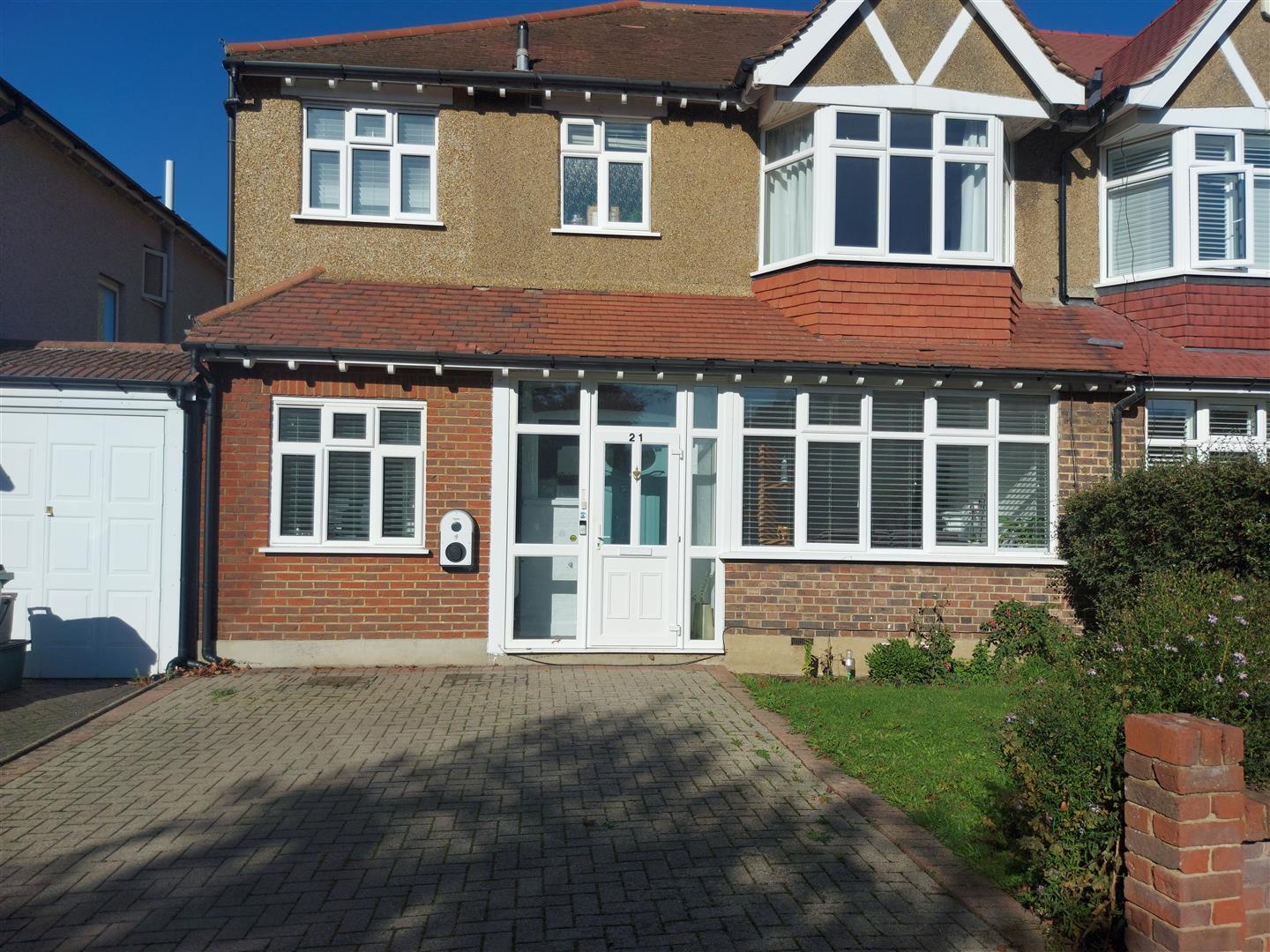 House Farm Way in Greater London